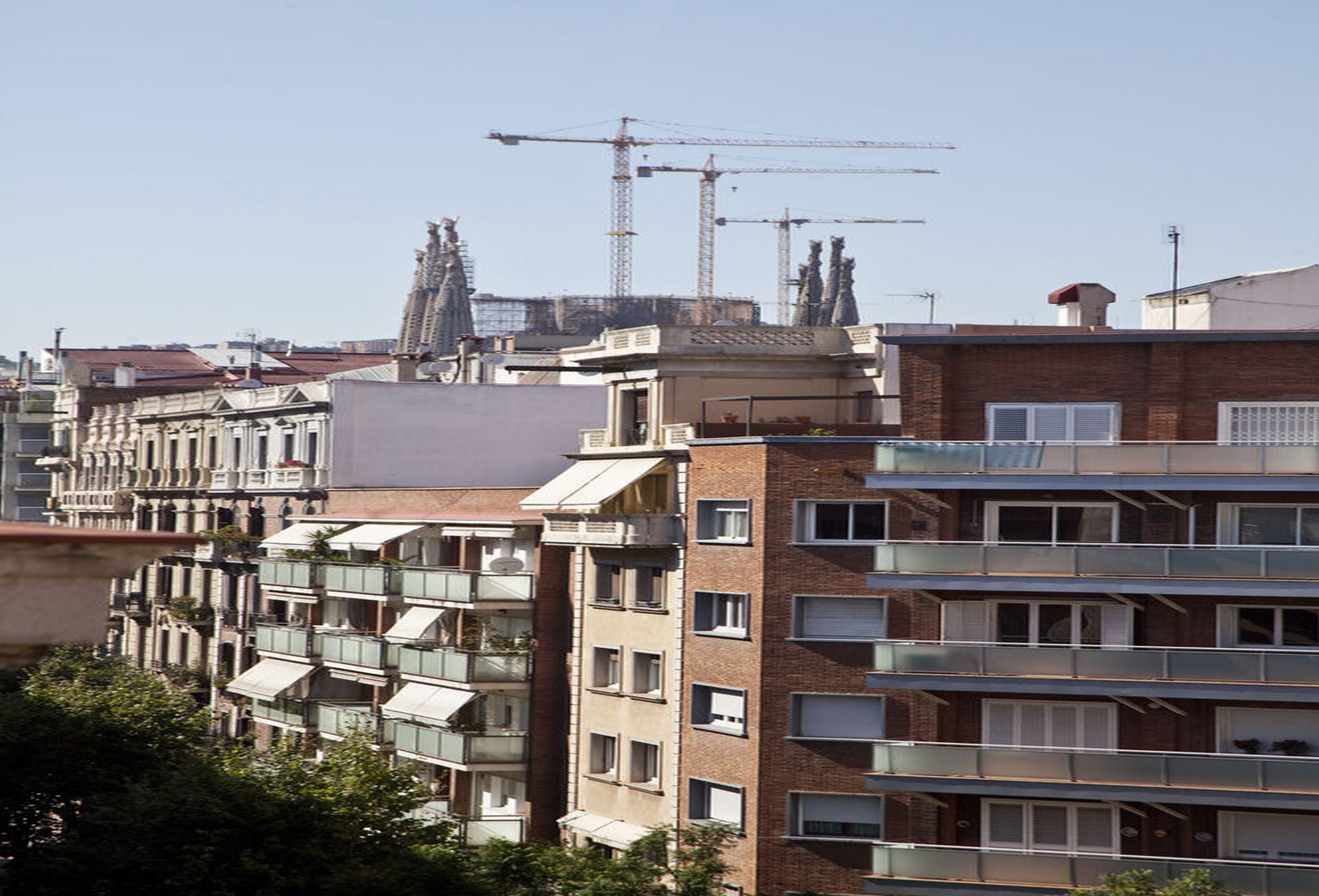 Ainb Sagrada Familia Apartments Барселона Экстерьер фото